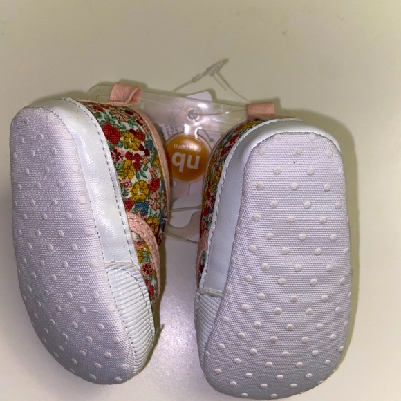 Baby Girl Shoes - Picture 3 of 4